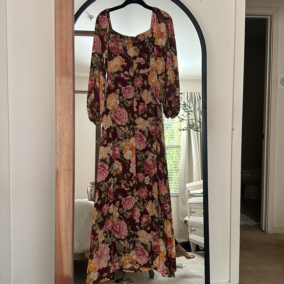 VICI Spicing Things Up Floral Mesh Maxi Dress XS NWT - Picture 11 of 13